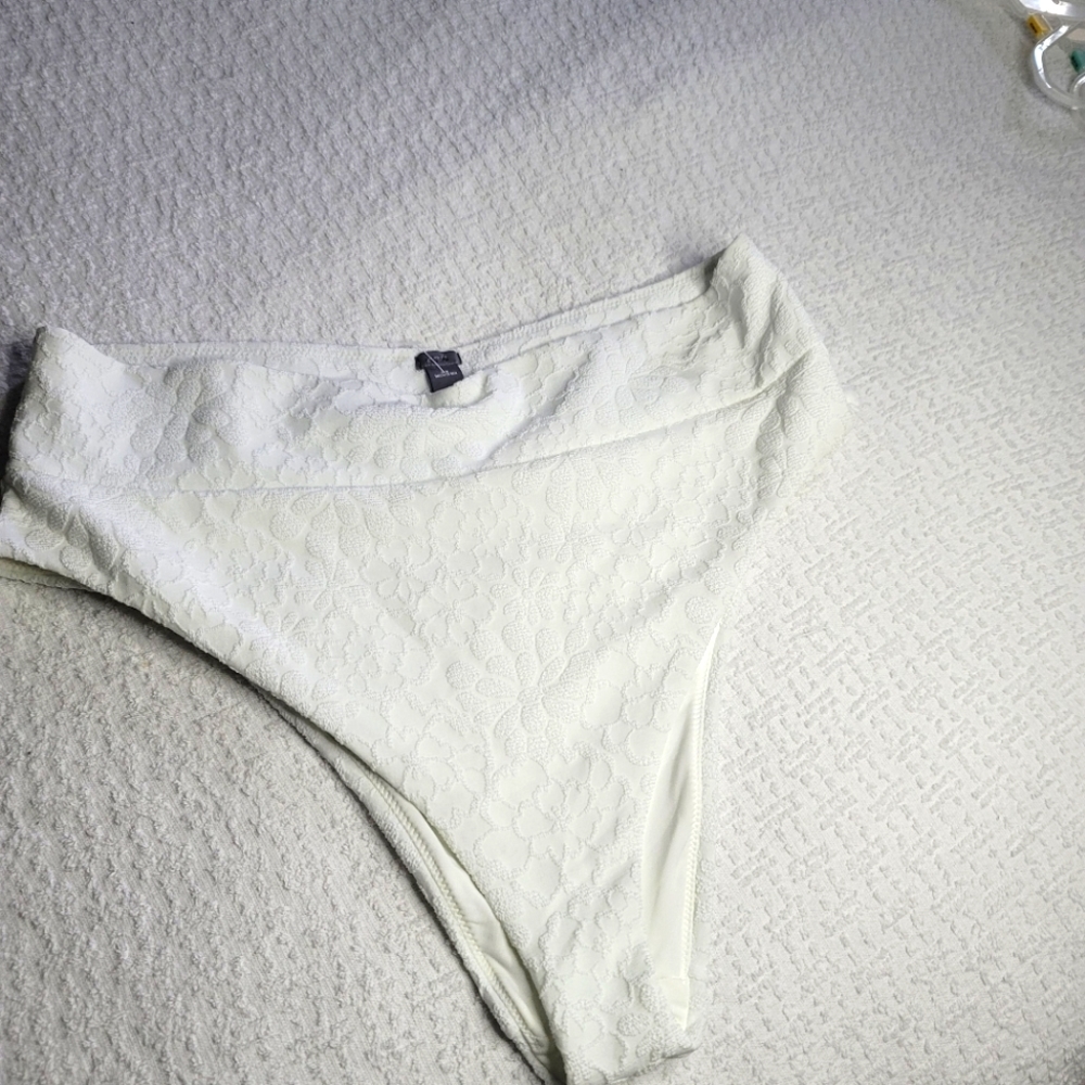 NEW. / SIZE:XL.     FOR CLOSET CLOSURE ONLY.